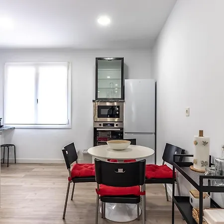 Zubia Bec Bilbao Airport Apartment