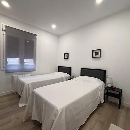 Zubia Bec Bilbao Airport Appartement *